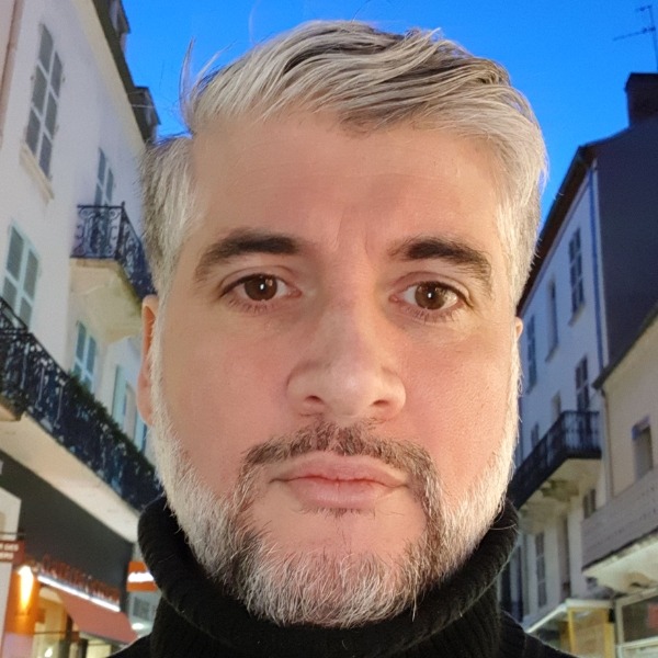 Profil de Reyad, 30 ans, Rencontre gay arabe à Boudry (Neuchâtel)