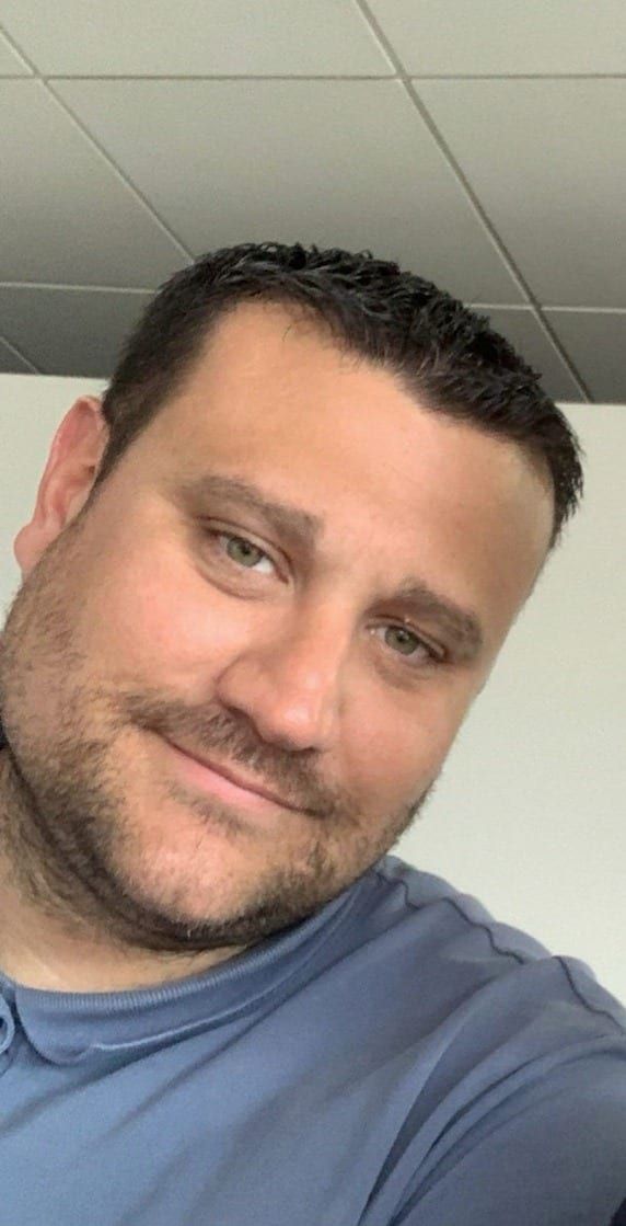Profil de Ritchy, 29 ans, Rencontre gay à Les Brenets (Neuchâtel)