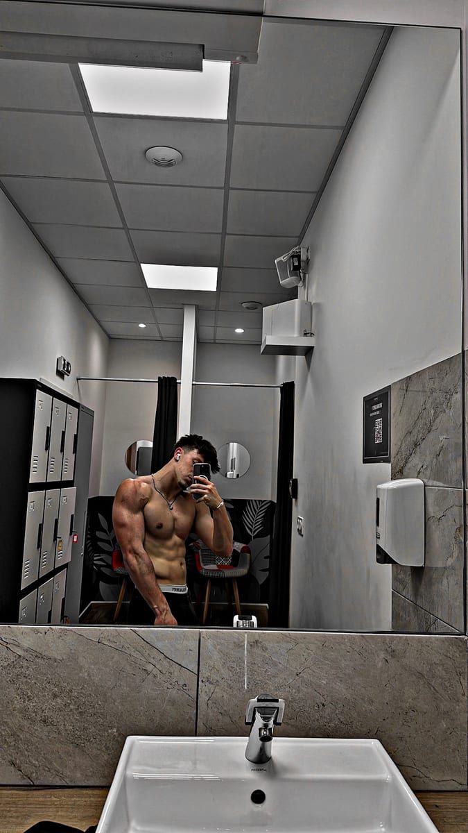 Profil de Edison, 27 ans, Rencontre gay arabe à Marin-Epagnier (Neuchâtel)