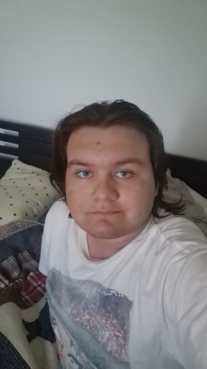 Profil de Niko, 22 ans, Rencontre gay à St-Blaise (Neuchâtel)