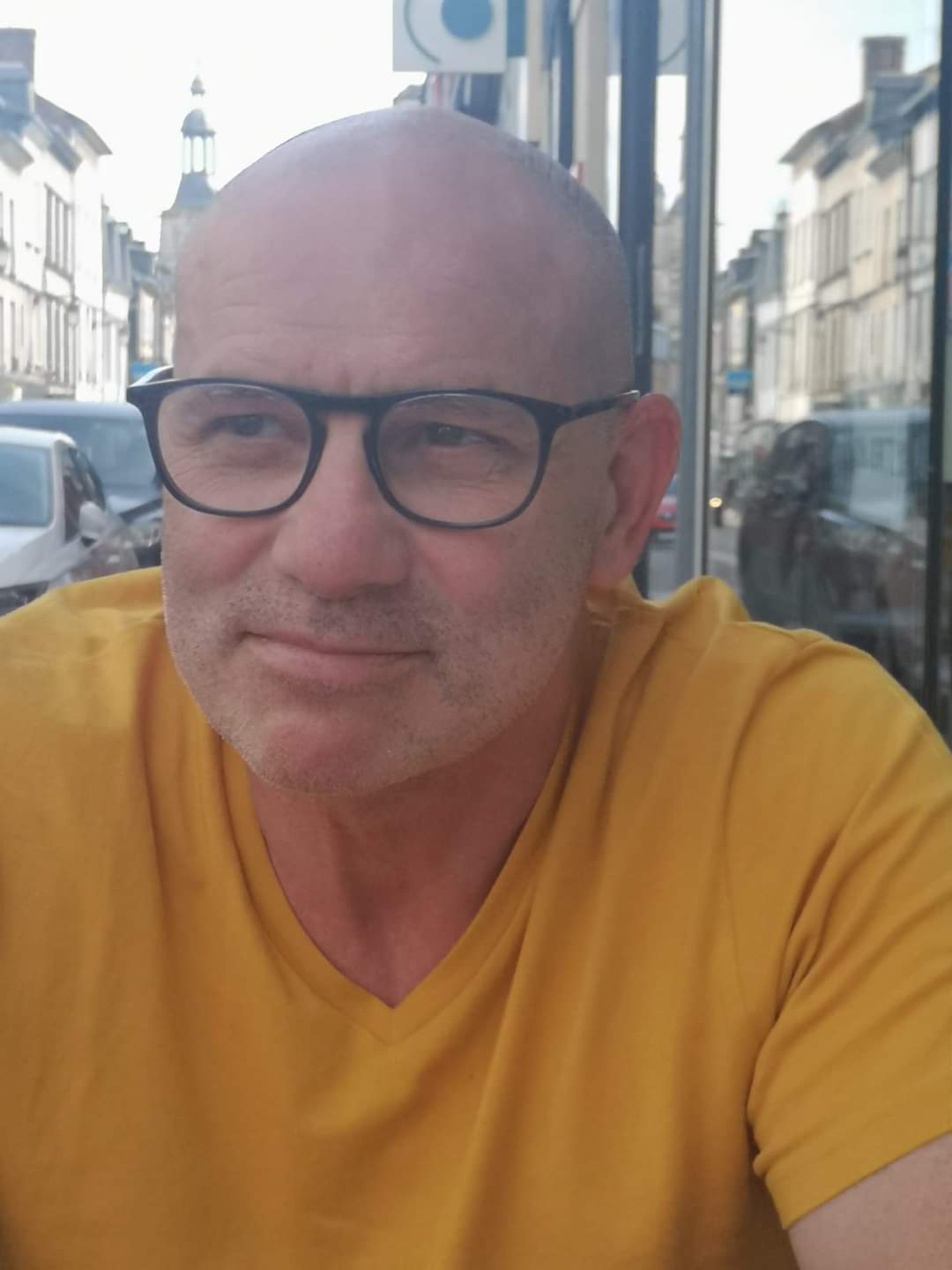 Profil de Moufid, 27 ans, Rencontre gay à Les Brenets (Neuchâtel)