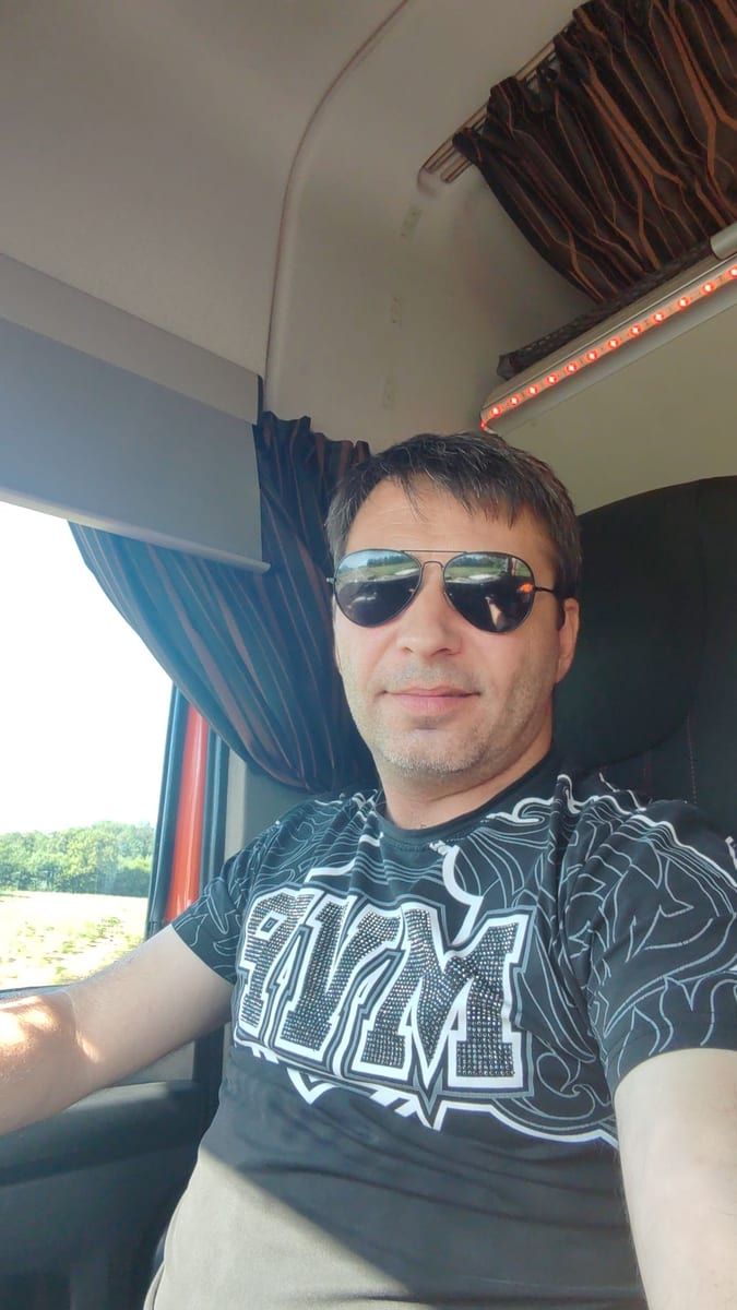 Profil de Solimane, 37 ans, Rencontre gay à Les Brenets (Neuchâtel)