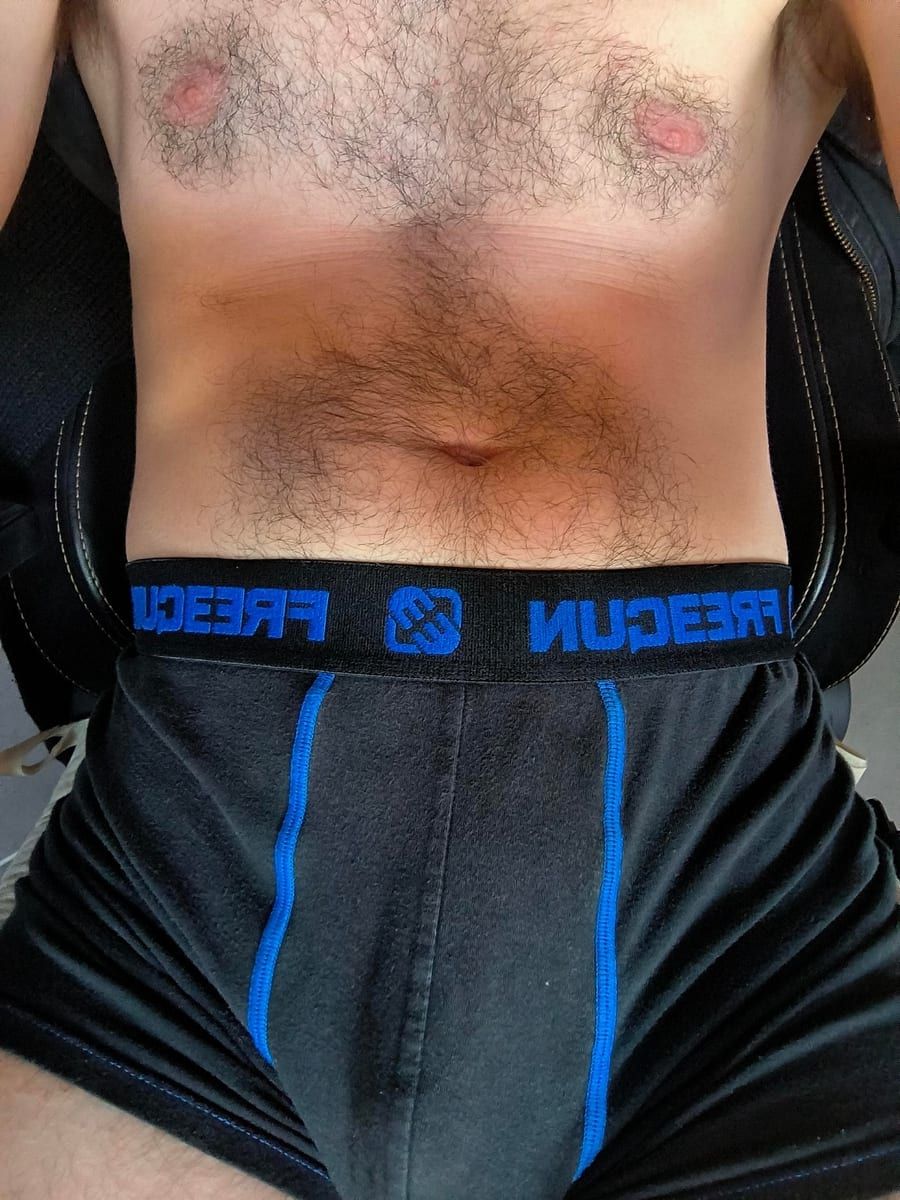 Profil de Illyes, 44 ans, Rencontre gay à Bevaix (Neuchâtel)