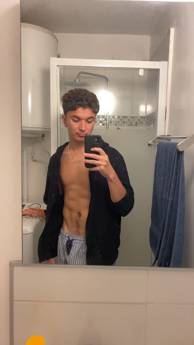Profil de Nathys, 27 ans, Rencontre gay arabe à La Côte-aux-Fées (Neuchâtel)