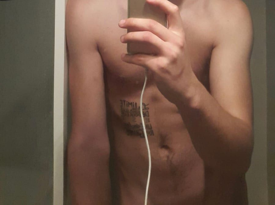 Profil de Bourama, 24 ans, Rencontre gay à Fleurier (Neuchâtel)