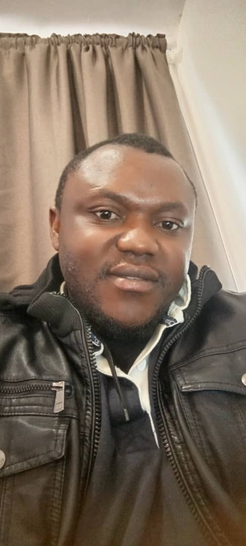 Profil de Elion, 27 ans, Rencontre gay à Vilars NE (Neuchâtel)
