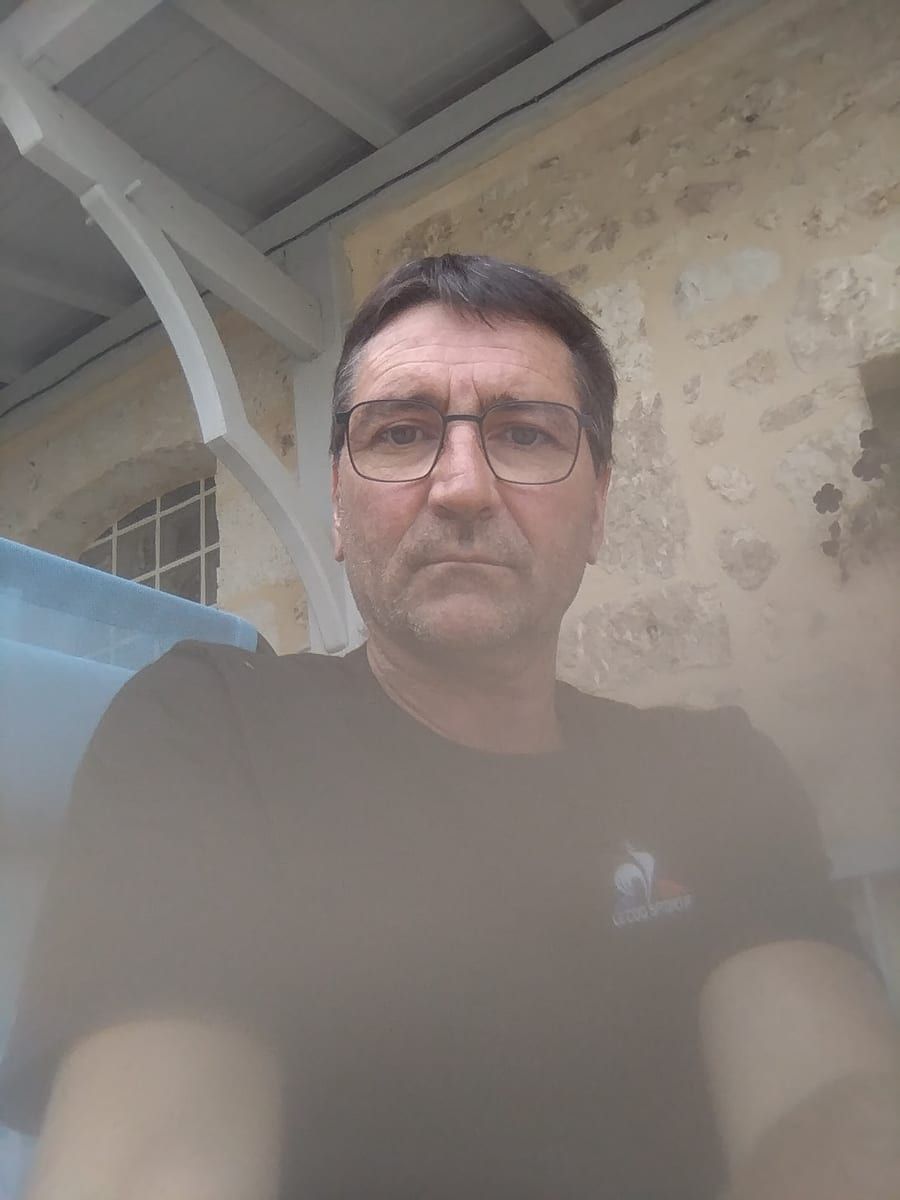Profil de Maxen, 34 ans, Rencontre gay à Travers (Neuchâtel)
