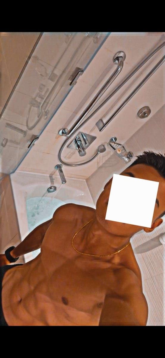Profil de Yadaly, 44 ans, Rencontre gay arabe à Coffrane (Neuchâtel)