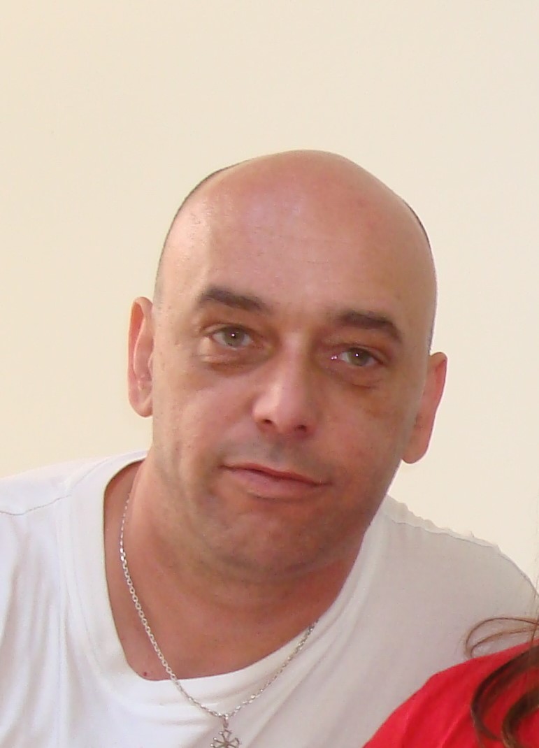 Profil de Zakariyya, 38 ans, Rencontre gay à La Châtagne (Neuchâtel)