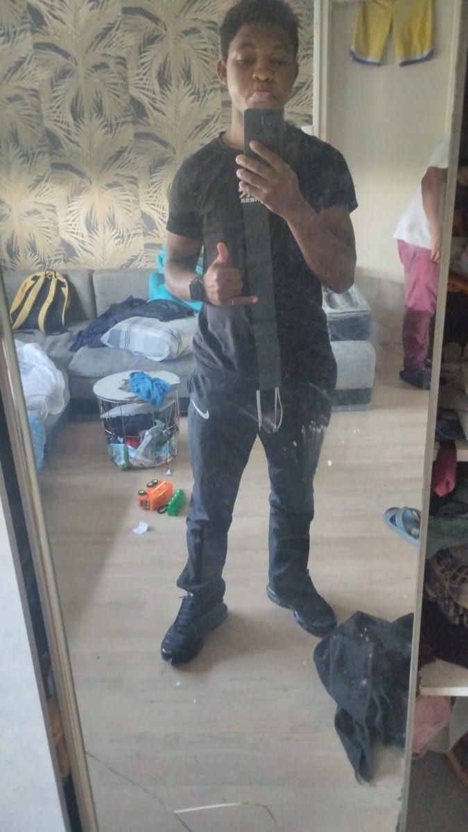 Profil de Wylliam, 22 ans, Rencontre gay à Saules (Neuchâtel)