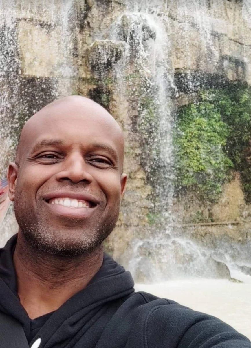 Profil de Keita, 40 ans, Rencontre gay à Les Bayards (Neuchâtel)
