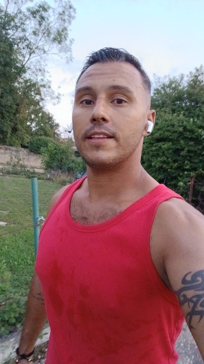 Profil de Reyhan, 38 ans, Rencontre gay à Thielle (Neuchâtel)
