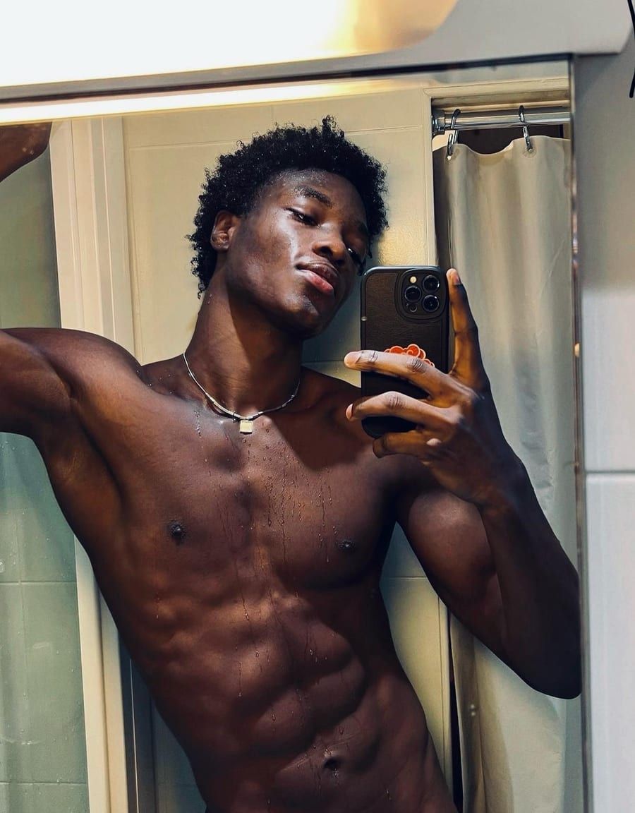 Profil de Kinsey, 38 ans, Rencontre gay muscle à Les Verrières (Neuchâtel)