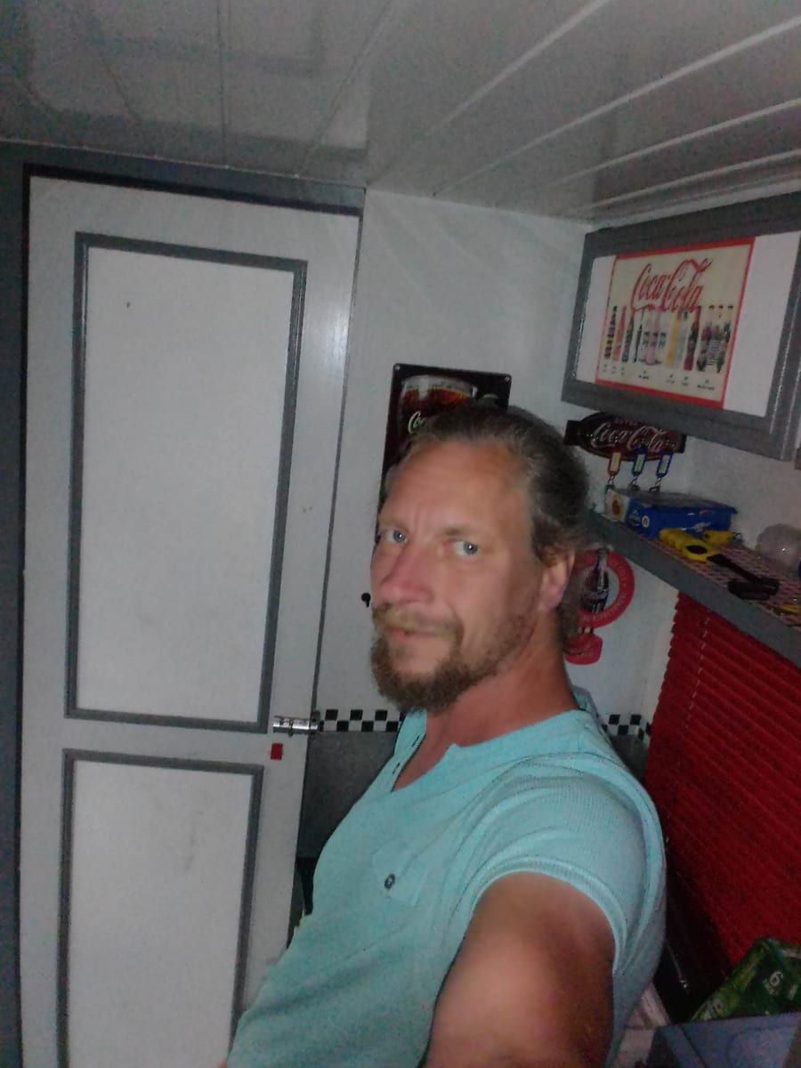 Profil de Sandy, 36 ans, Rencontre gay à Petit-Martel (Neuchâtel)