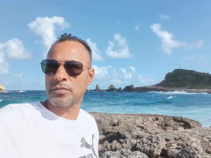 Profil de Leni, 36 ans, Rencontre gay à Savagnier (Neuchâtel)