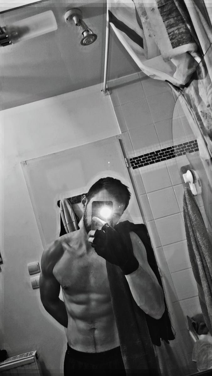 Profil de Floreal, 28 ans, Rencontre gay à Travers (Neuchâtel)