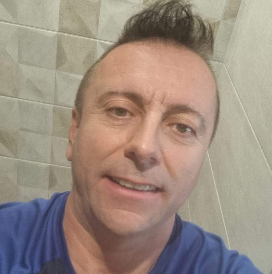 Profil de Charlot, 22 ans, Rencontre gay à Rochefort (Neuchâtel)
