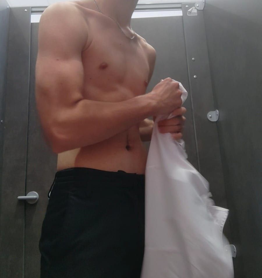 Profil de Christophe, 27 ans, Rencontre gay à Saules (Neuchâtel)