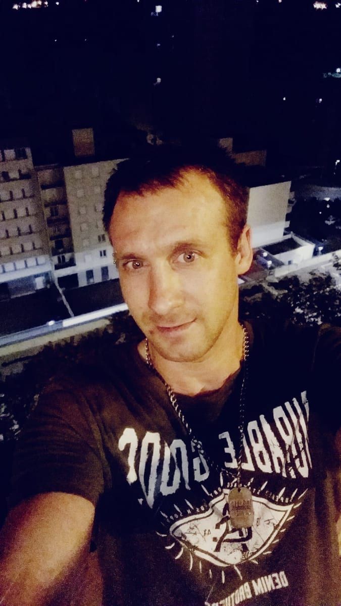 Profil de Eloic, 37 ans, Rencontre gay à Le Landeron (Neuchâtel)