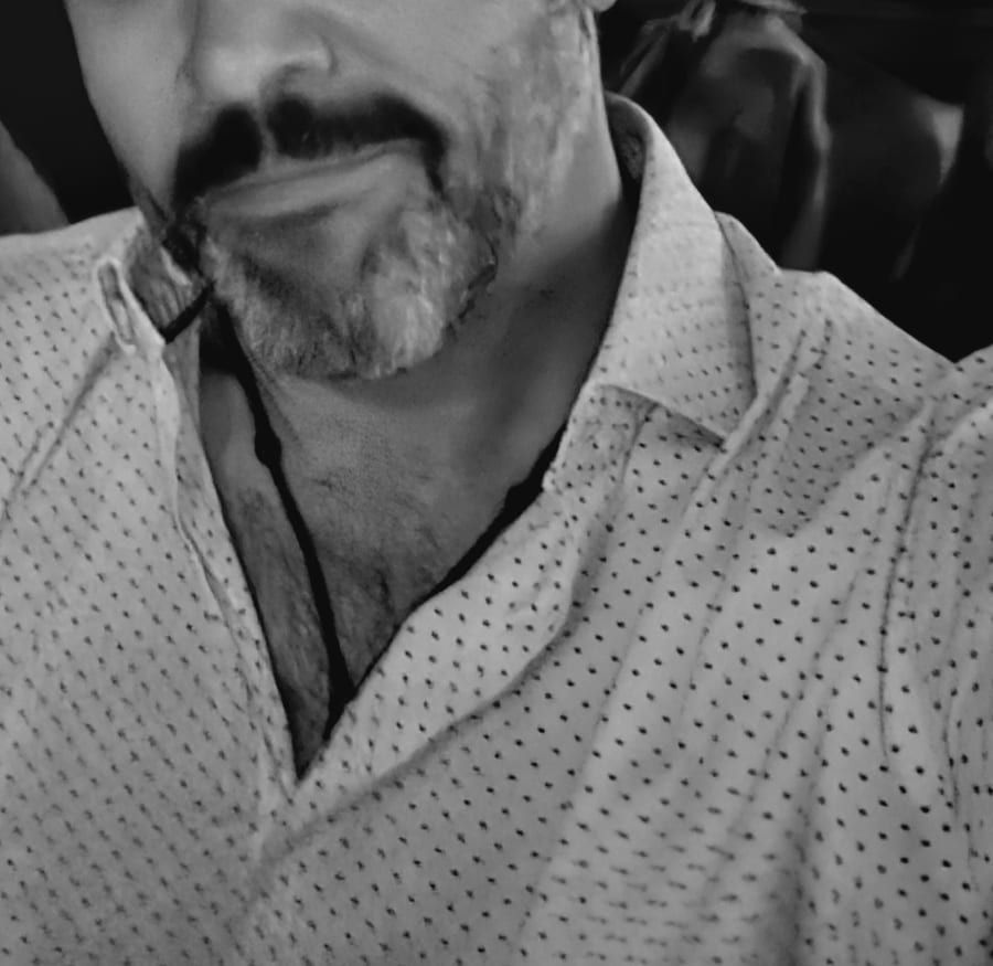 Profil de Warrick, 41 ans, Rencontre gay arabe à Enges (Neuchâtel)