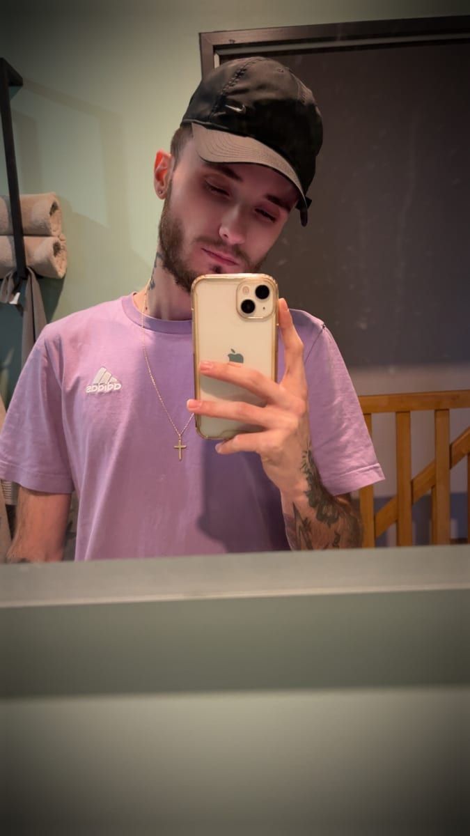 Profil de Adams, 31 ans, Rencontre gay à Peseux (Neuchâtel)
